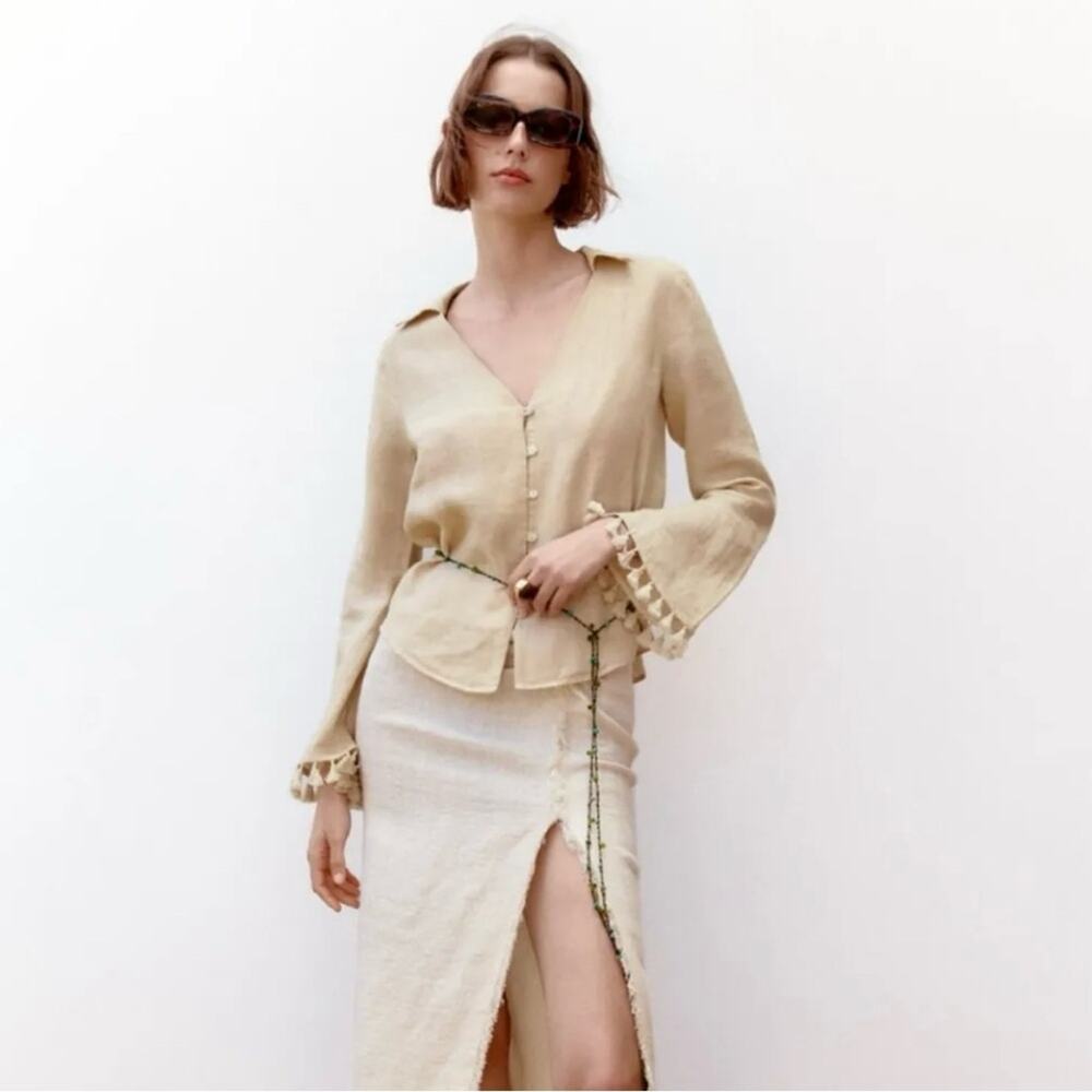 Zara 100% Linen Beachy Lagenlook Beige Blouse with Tasseled Bell Sleeves, Size M